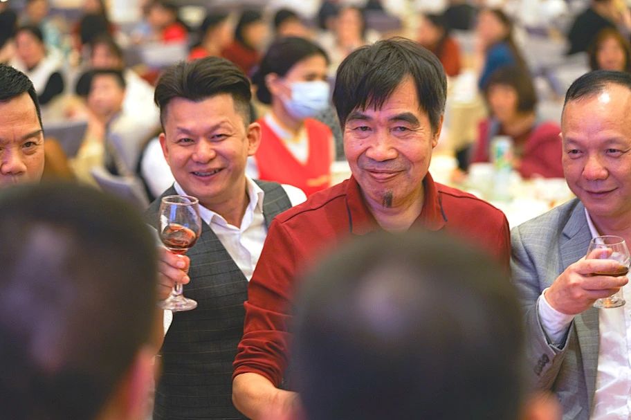 拓路前行·領跑未來 | 集團2023年度總結會暨2024迎新晚會圓滿結束！(圖32)